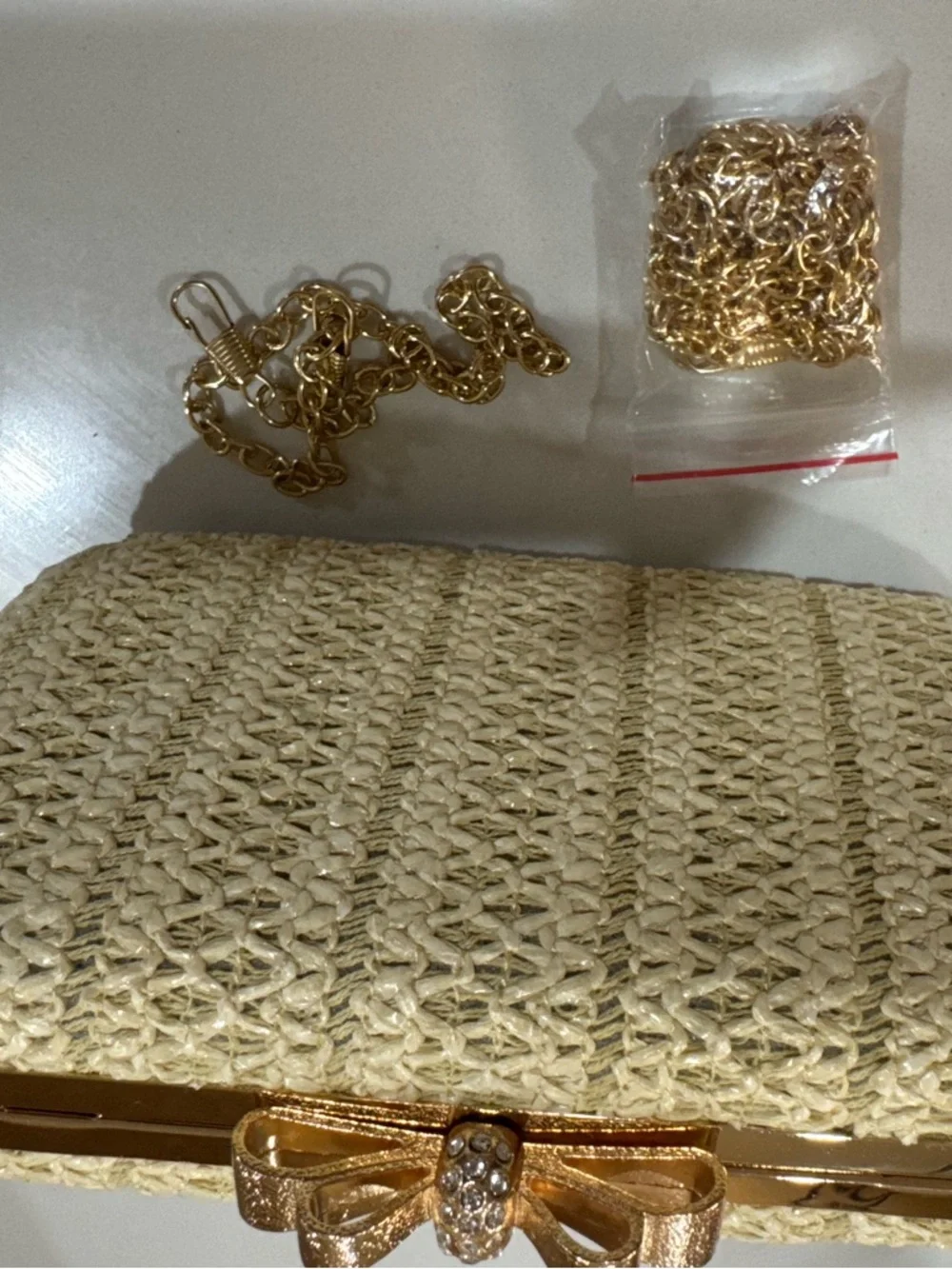 Woven Straw Bow Clasp Clutch - Cream - Picture 7 of 8